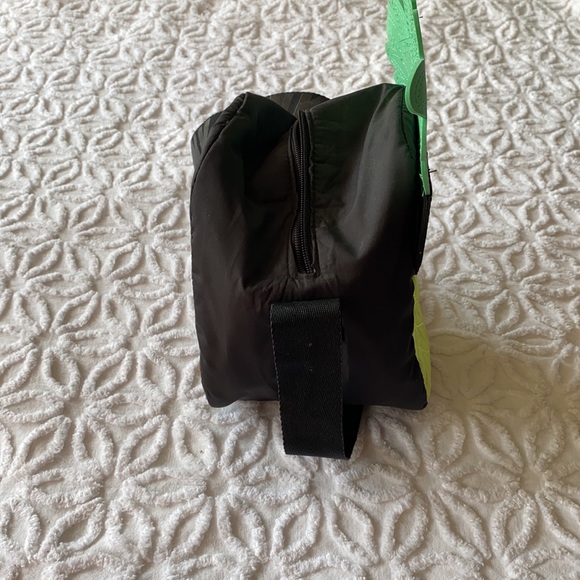 PINK quilted pineapple cooler bag/lunchbox - Picture 3 of 4